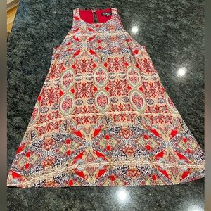 ❤️Beautiful red print Lulus sleeveless dress size M. Like new condition!